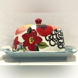 Anthropologie Amaryllis Hand Painted Floral Covered Butter Dish Cloche￼